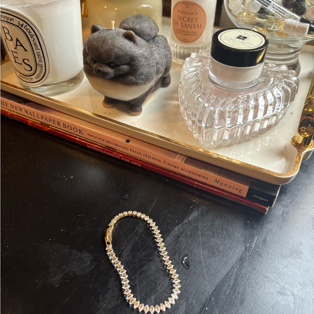Elegant Gold and Silver Bracelet